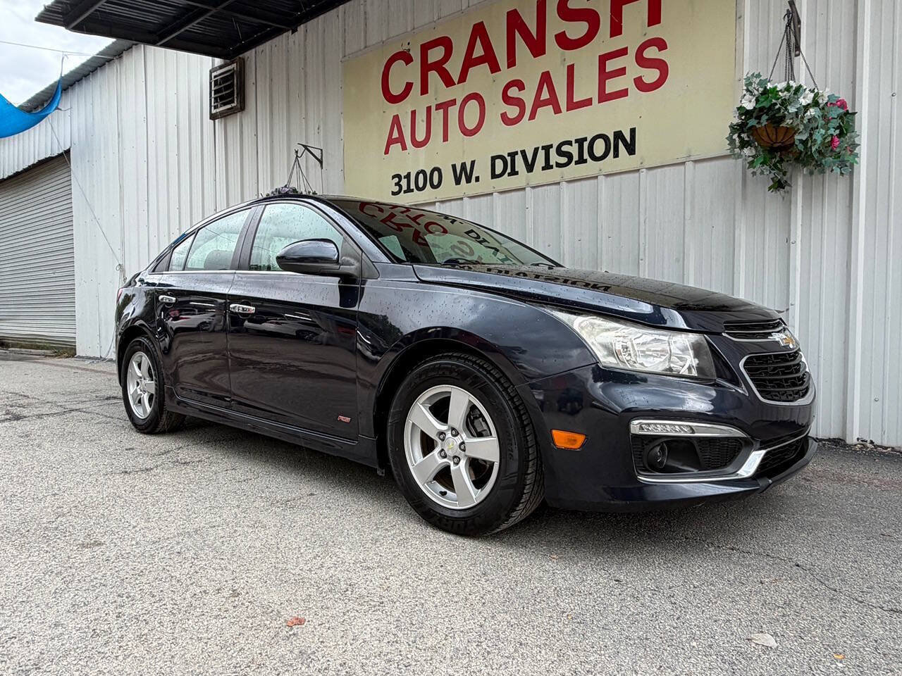 Used 2016 Chevrolet Cruze LT w/ Sun And Sound Package FWD image 3