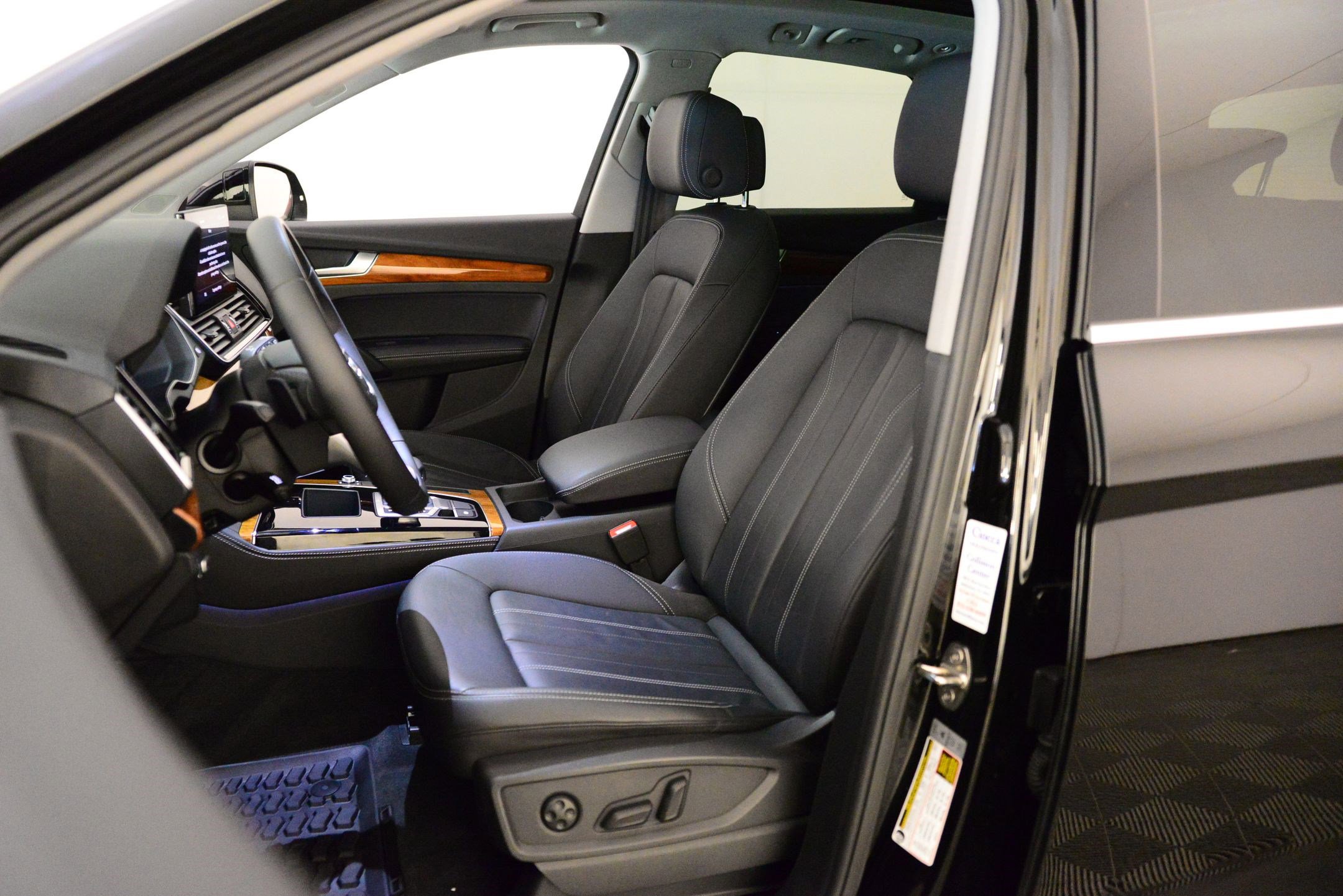 Certified 2023 Audi Q5 2.0T Premium Plus w/ Premium Plus Package image 5