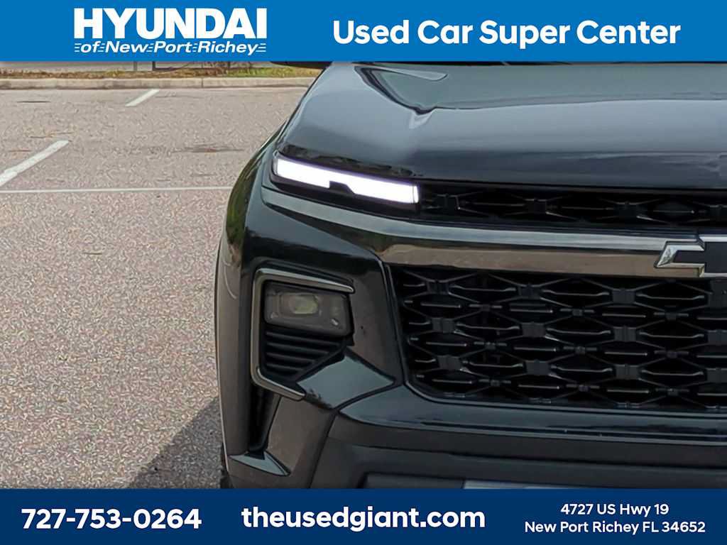 Used 2026 Chevrolet Traverse Z71 w/ LPO, Floor Liner Package AWD/4WD image 9