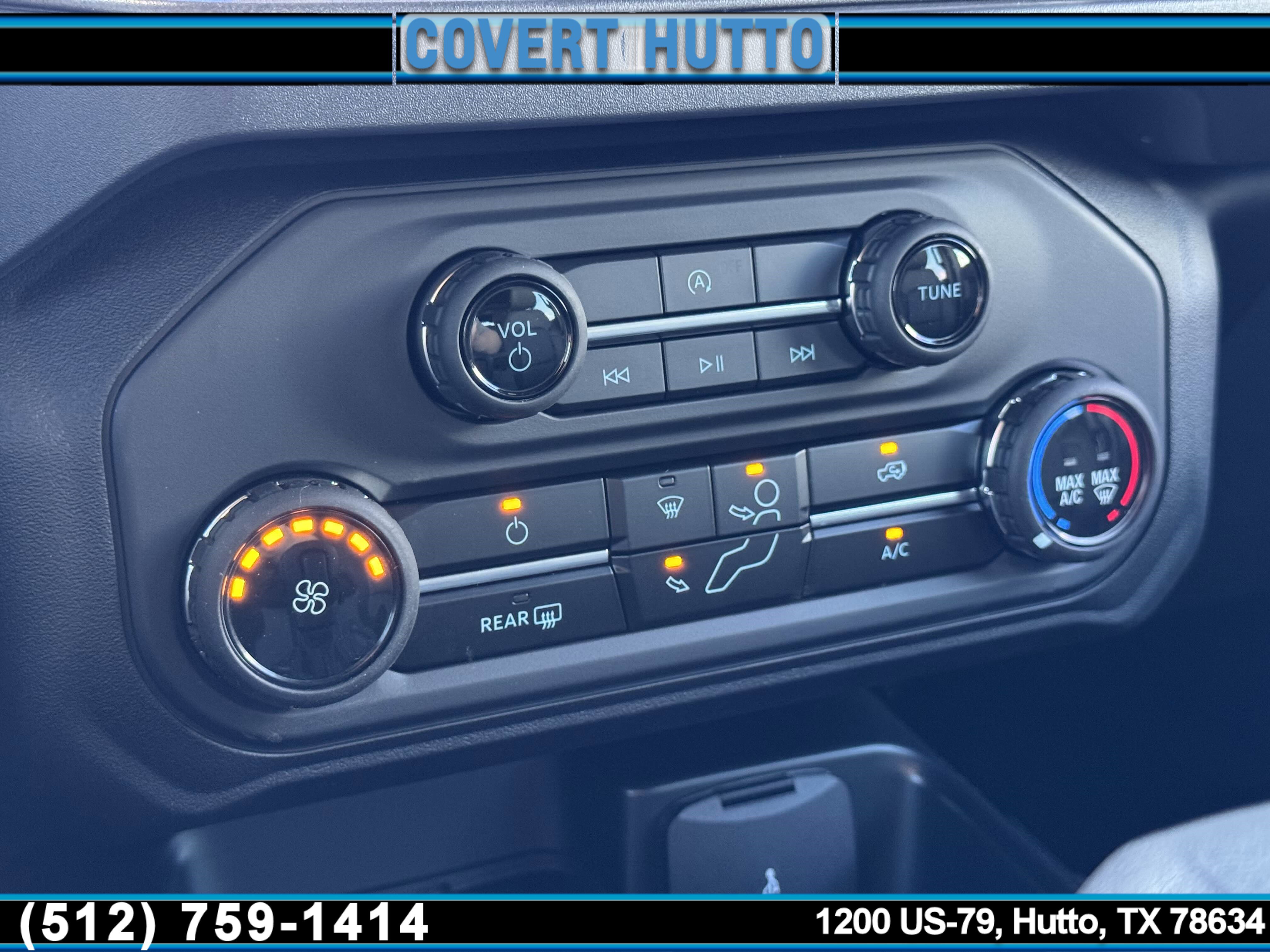 New 2025 Ford Bronco 4-Door image 28