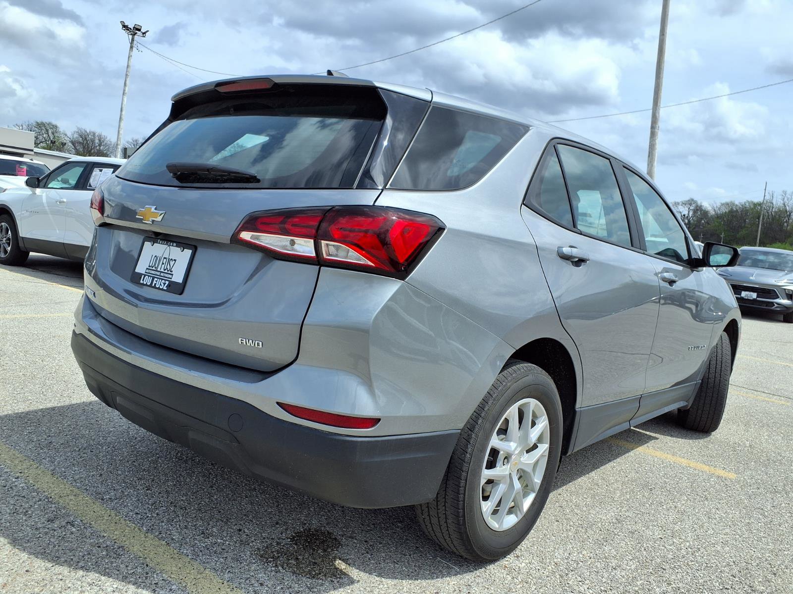 Used 2023 Chevrolet Equinox LS image 33
