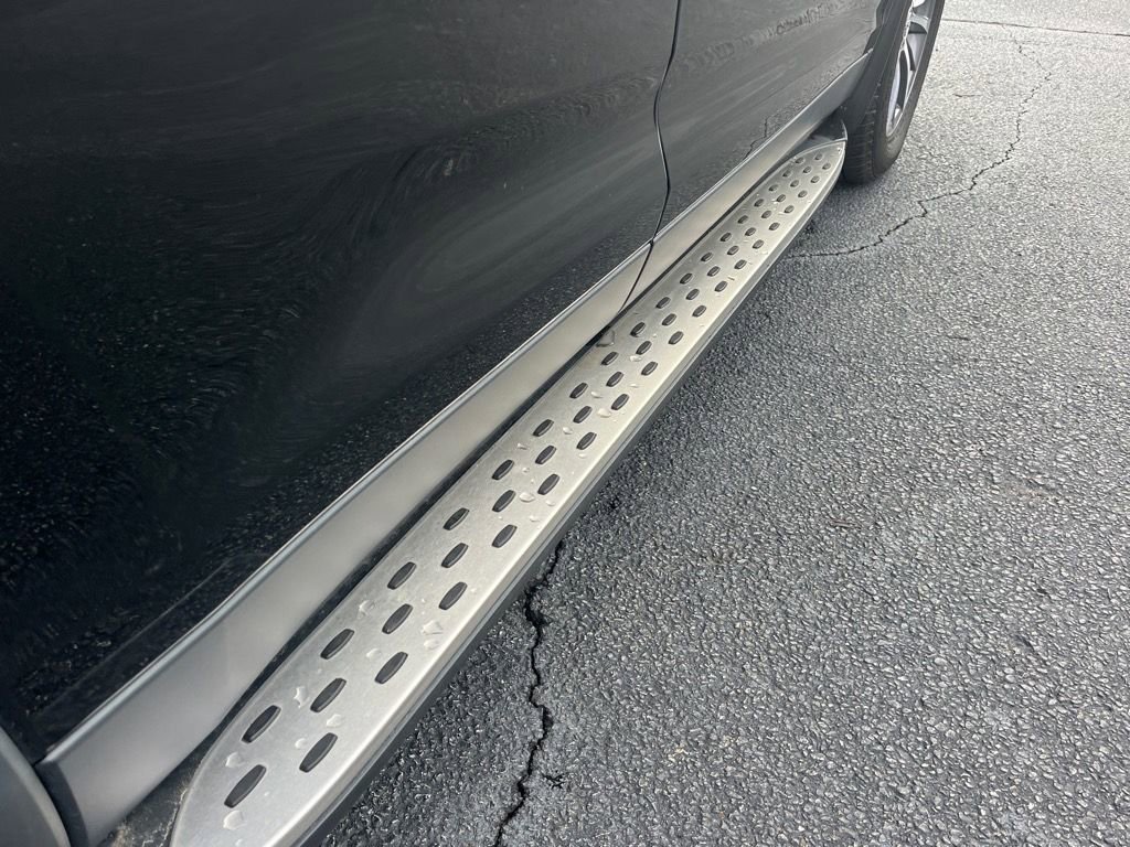 Used 2019 Toyota Highlander AWD V6 image 30