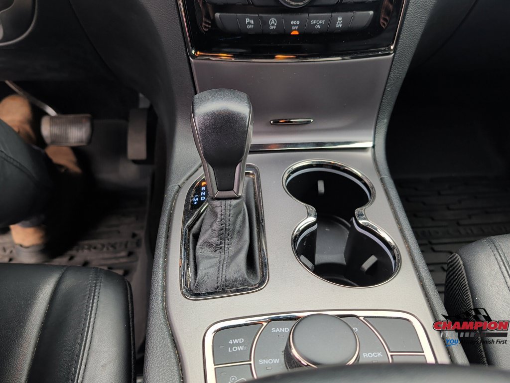 Used 2021 Jeep Grand Cherokee Limited X AWD/4WD image 16