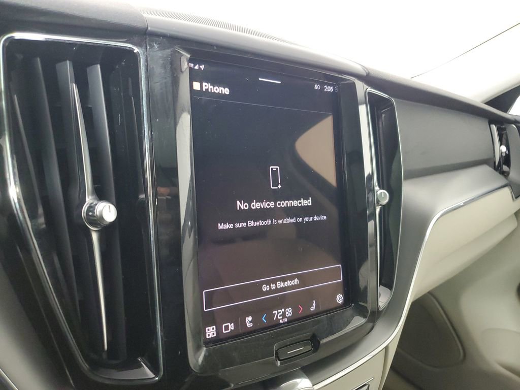 Certified 2024 Volvo XC60 B5 Core w/ Protection Package Premier image 30