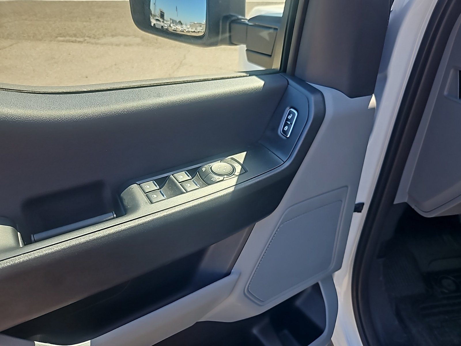 New 2026 Ford F350 XL w/ XL Chrome Package RWD image 12