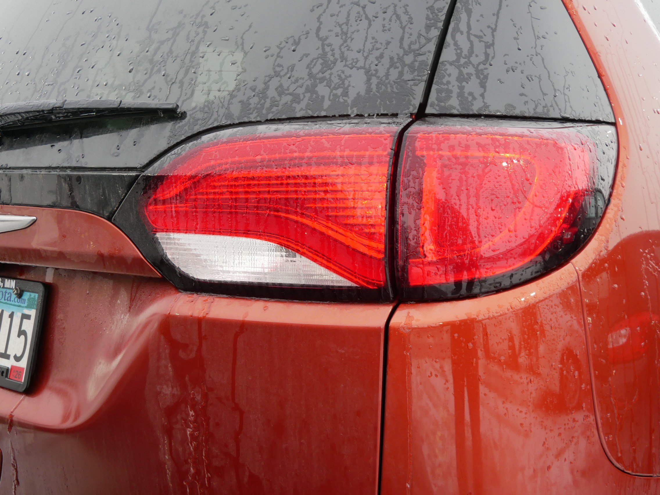 Used 2018 Chrysler Pacifica Touring Plus w/ Tire & Wheel Group image 4