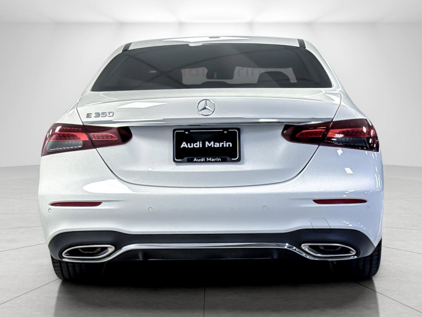 Used 2022 Mercedes-Benz E 350 Sedan image 4
