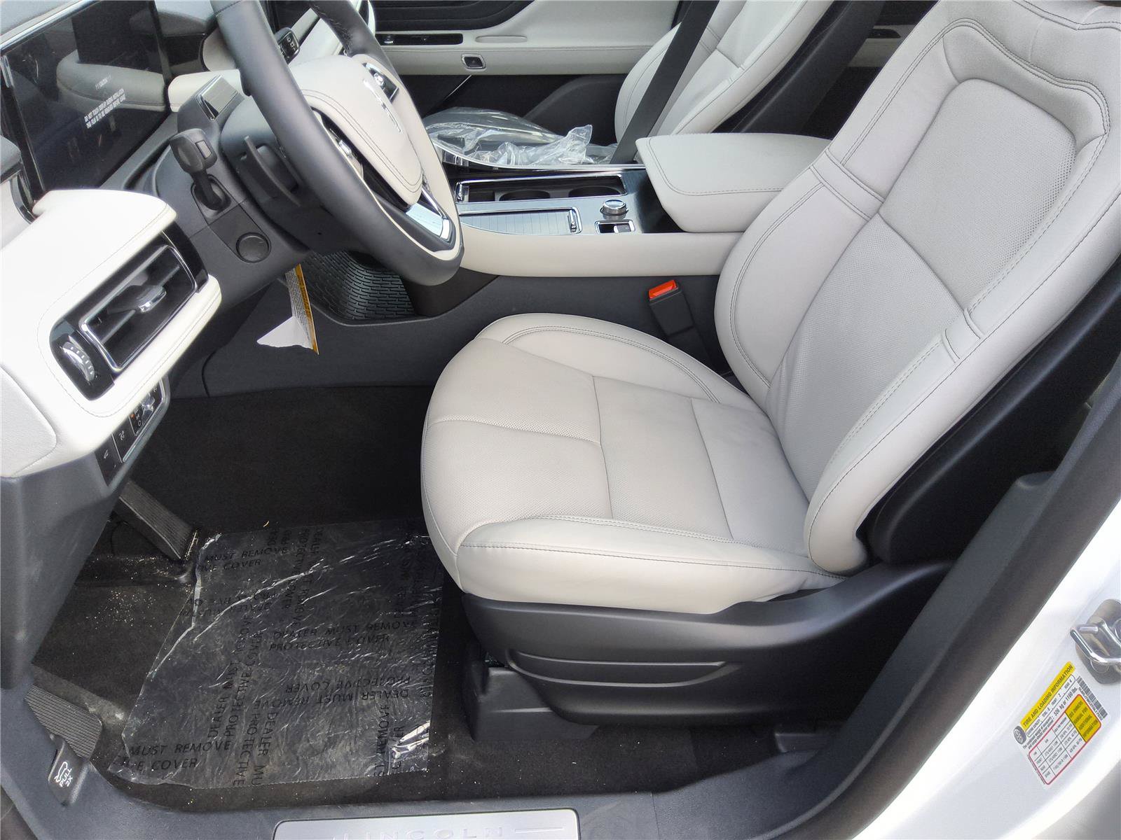 New 2026 Lincoln Aviator Reserve w/ Illumination Package RWD image 14