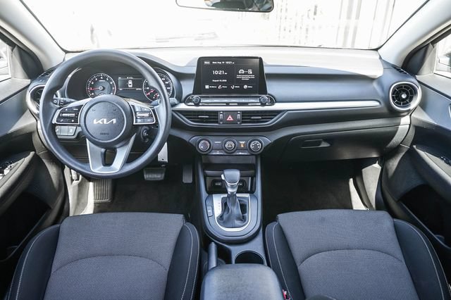Certified 2023 Kia Forte LXS w/ LXS Technology Package FWD image 12