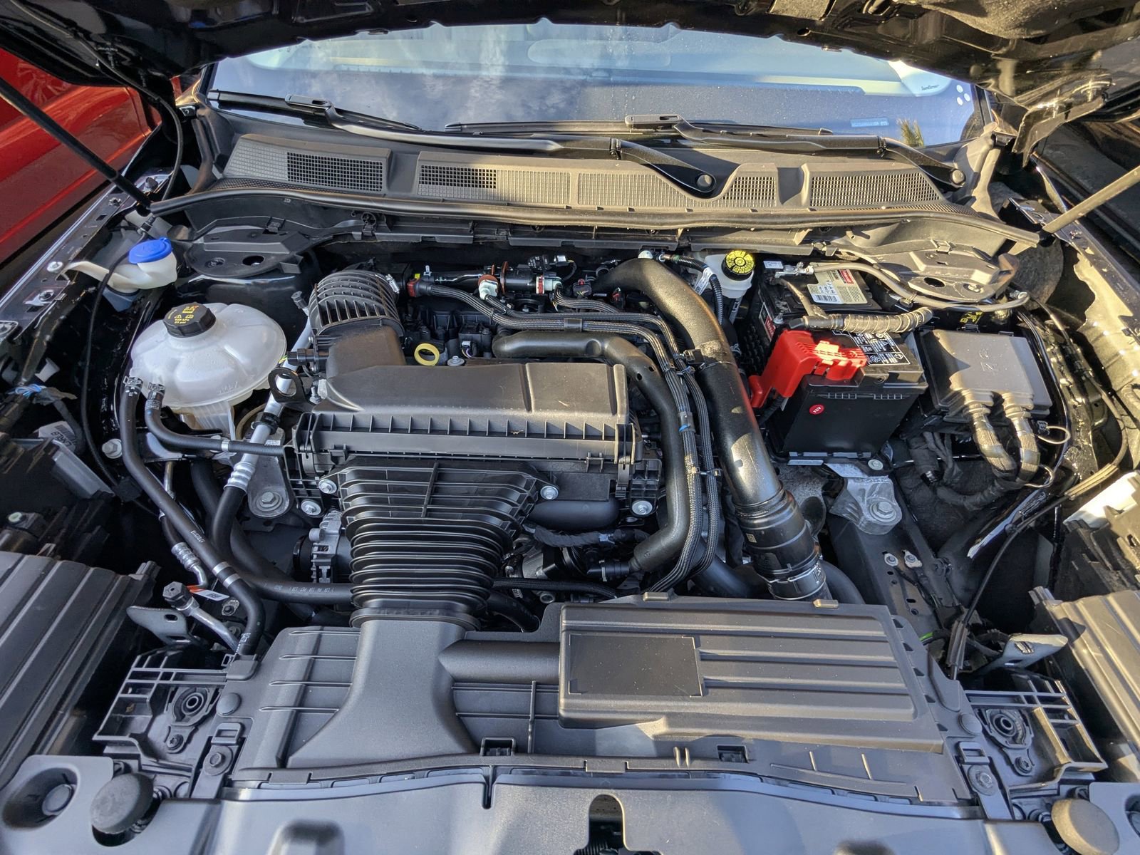 Certified 2024 Lincoln Corsair FWD w/ Equipment Group 101A image 11