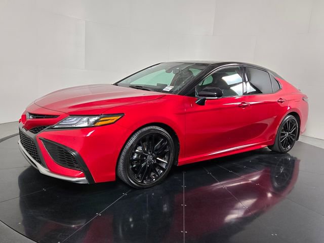 Used 2024 Toyota Camry XSE w/ Navigation Package FWD image 2