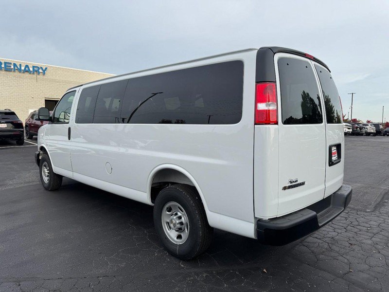 New 2027 Chevrolet Express 3500 LS RWD image 25