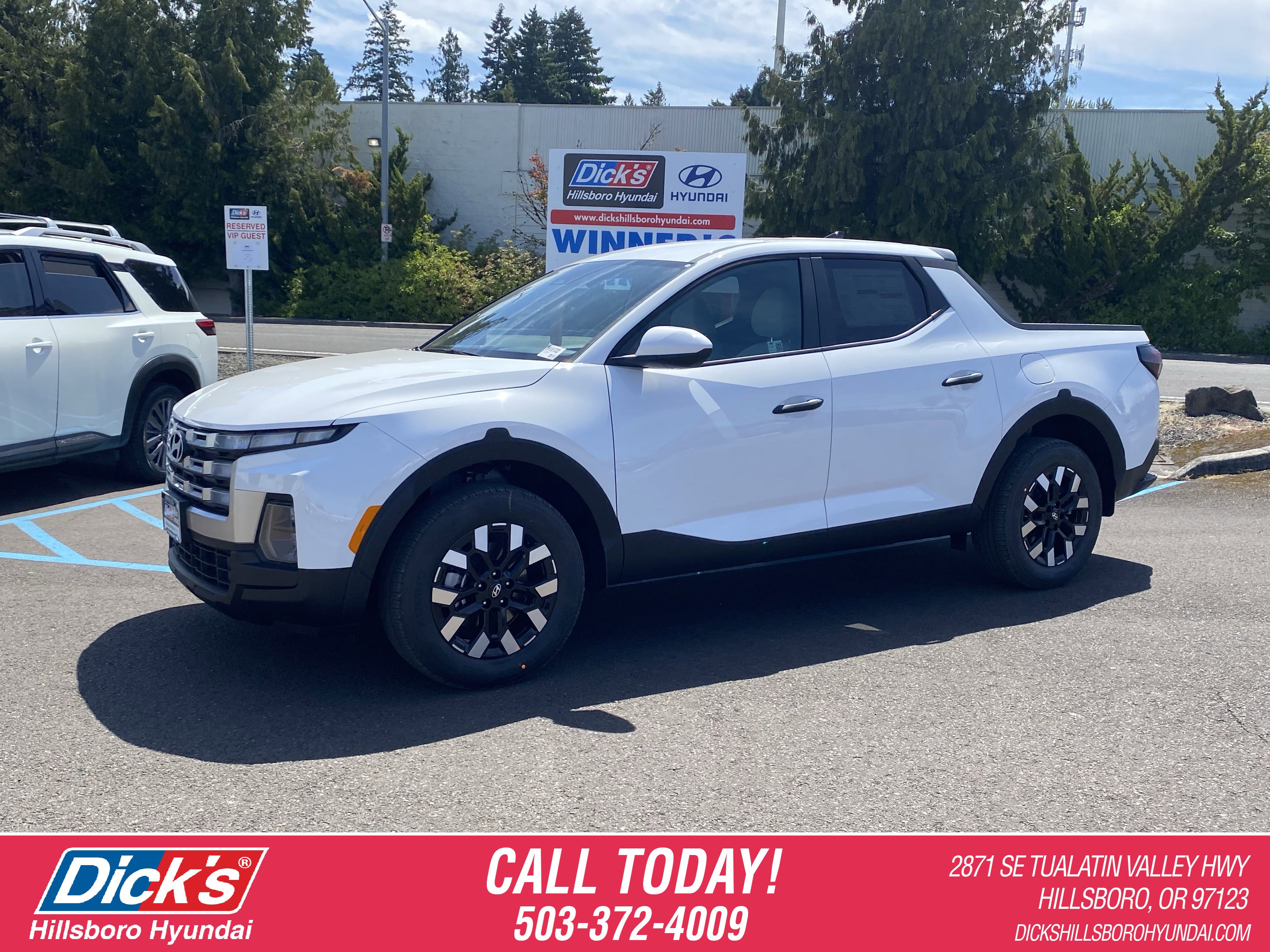 New 2025 Hyundai Santa Cruz SE