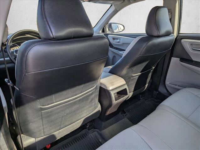 Used 2016 Toyota Camry SE image 24