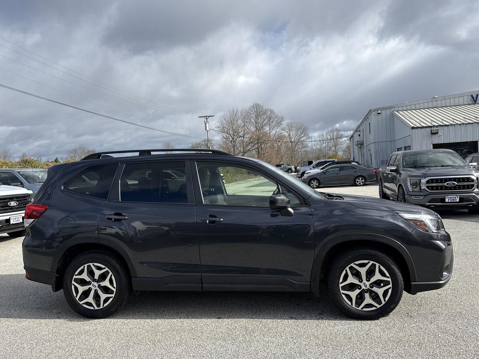 Used 2019 Subaru Forester Premium image 4
