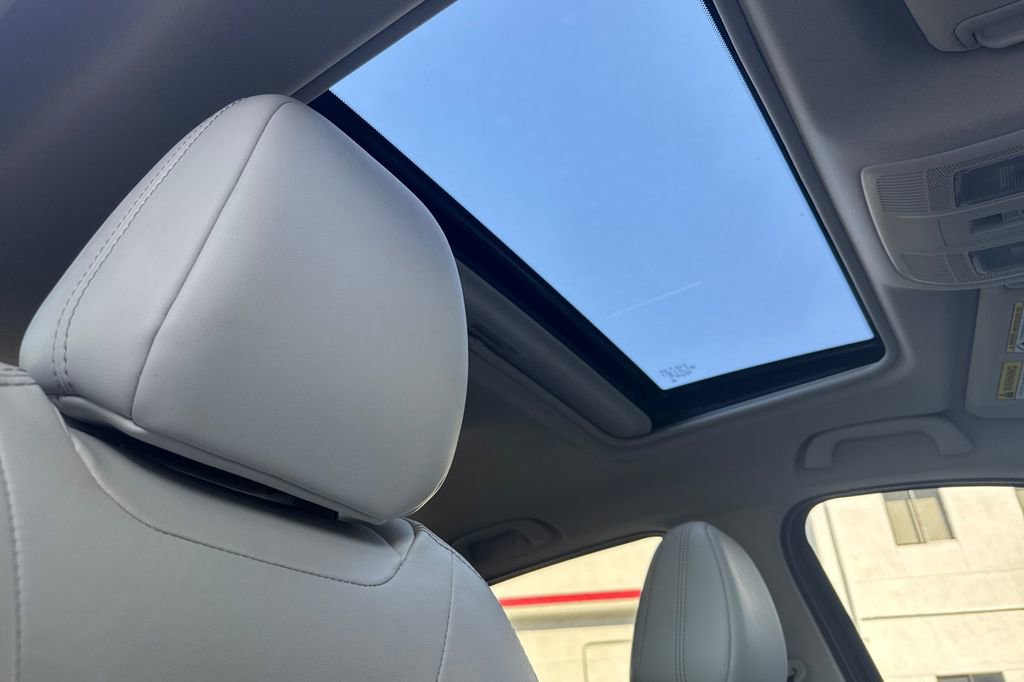 Used 2022 MAZDA CX-5 AWD 2.5 S w/ Preferred Package image 16