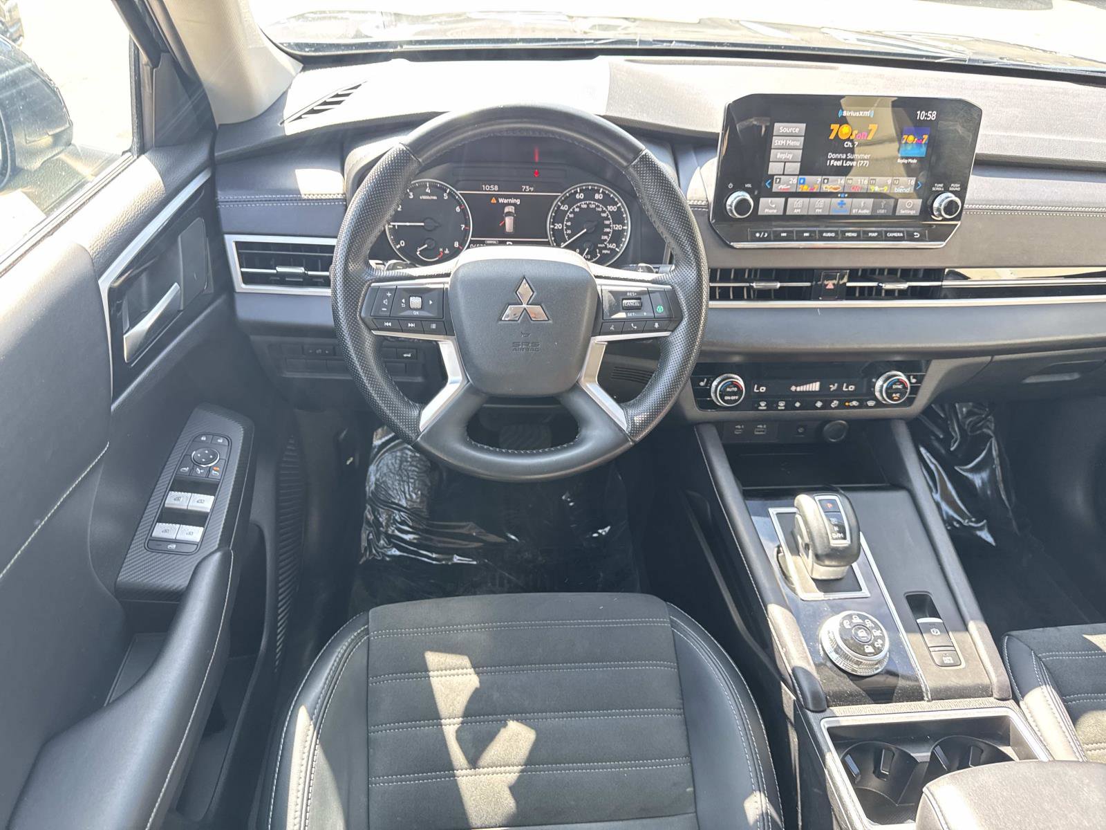 Used 2024 Mitsubishi Outlander AWD image 8