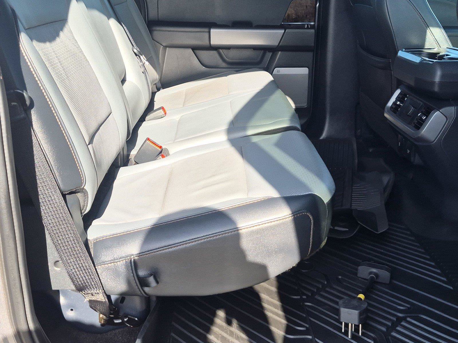 Used 2022 Ford F150 Lightning Lariat AWD/4WD image 7
