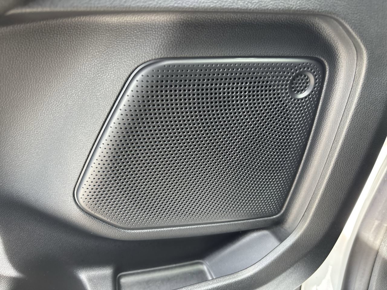 Used 2025 Ford Escape Active w/ Cold Weather Package FWD image 13