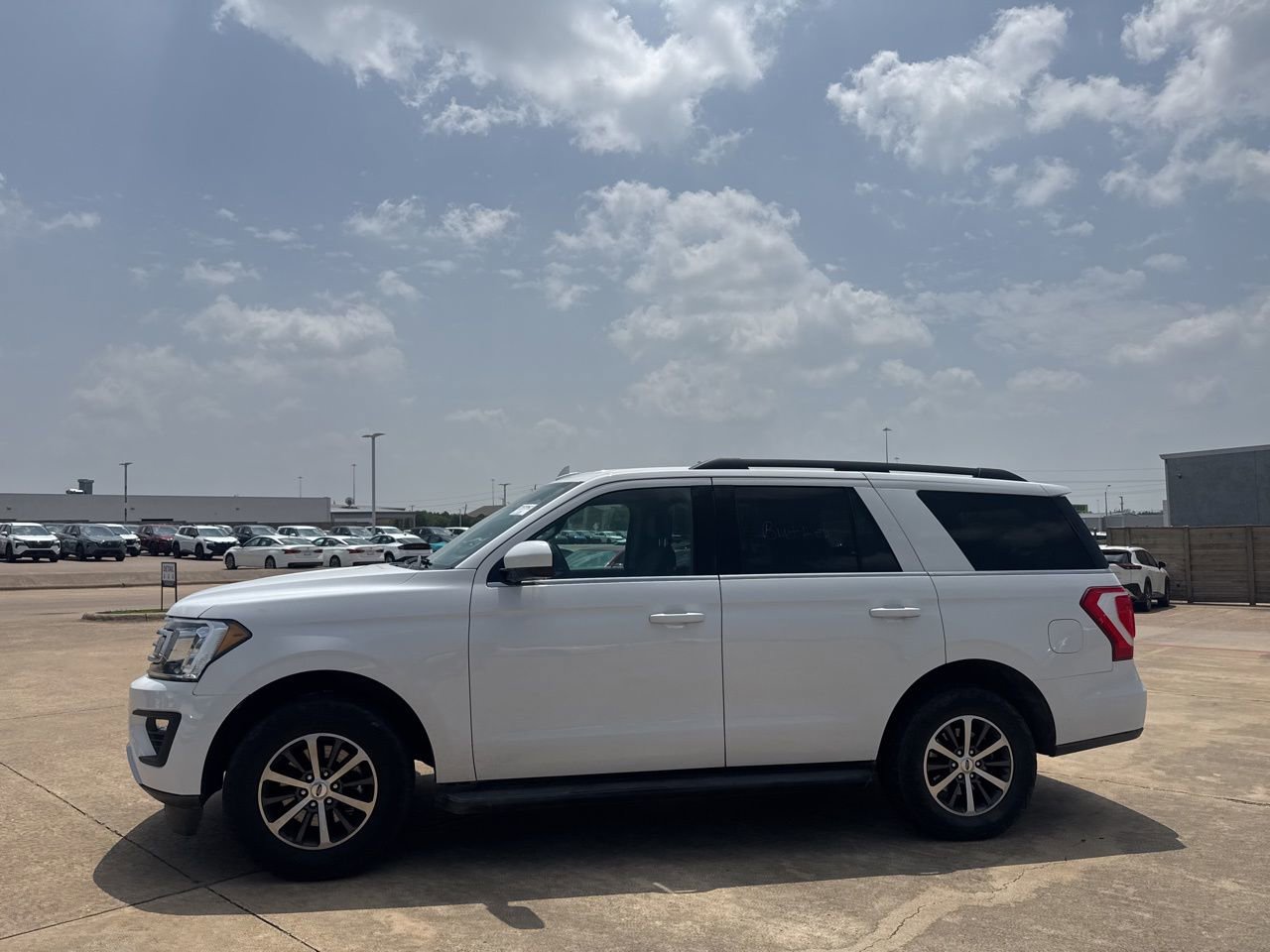 Used 2020 Ford Expedition XLT RWD image 12