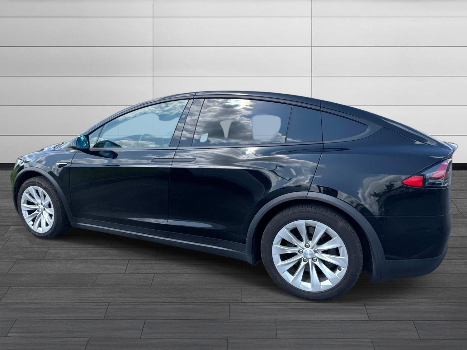Used 2018 Tesla Model X 75D AWD/4WD image 13