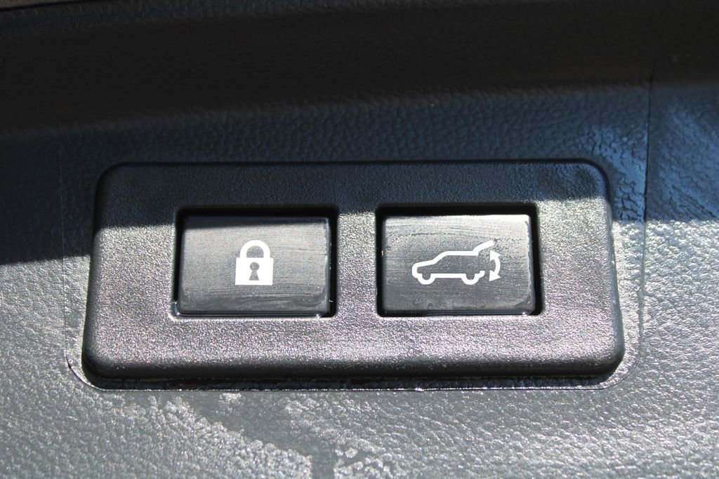 Used 2023 Subaru Outback Onyx Edition XT image 11