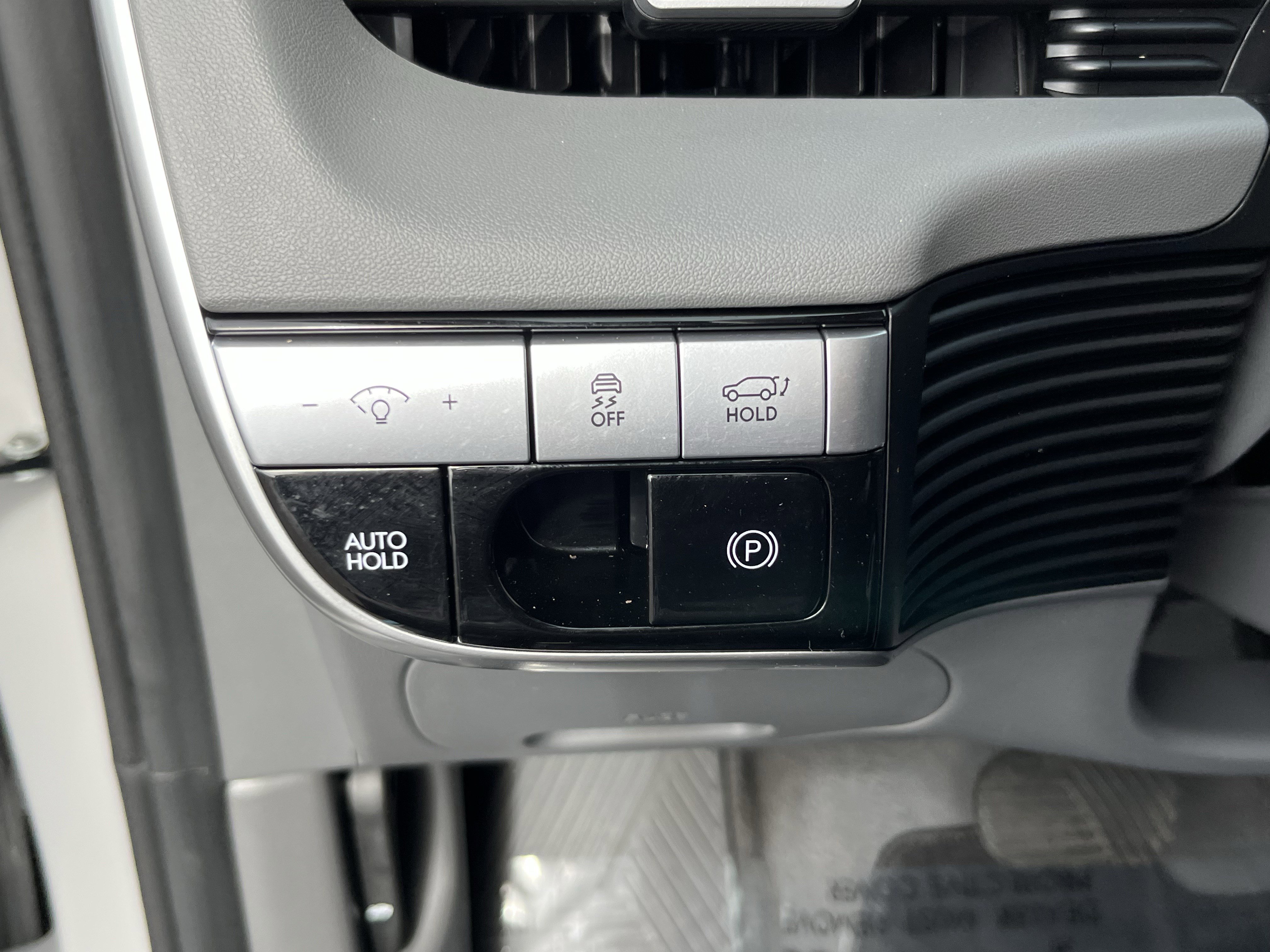 Certified 2024 Hyundai Ioniq 5 SEL image 24