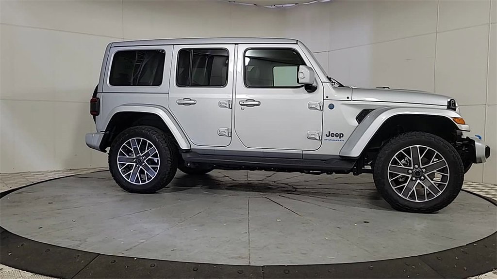 Used 2024 Jeep Wrangler High Altitude image 8