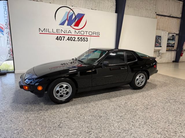 Used 1988 Porsche 924 S RWD image 16