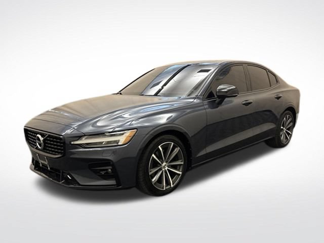 Used 2022 Volvo S60 B5 Momentum w/ Premium Package