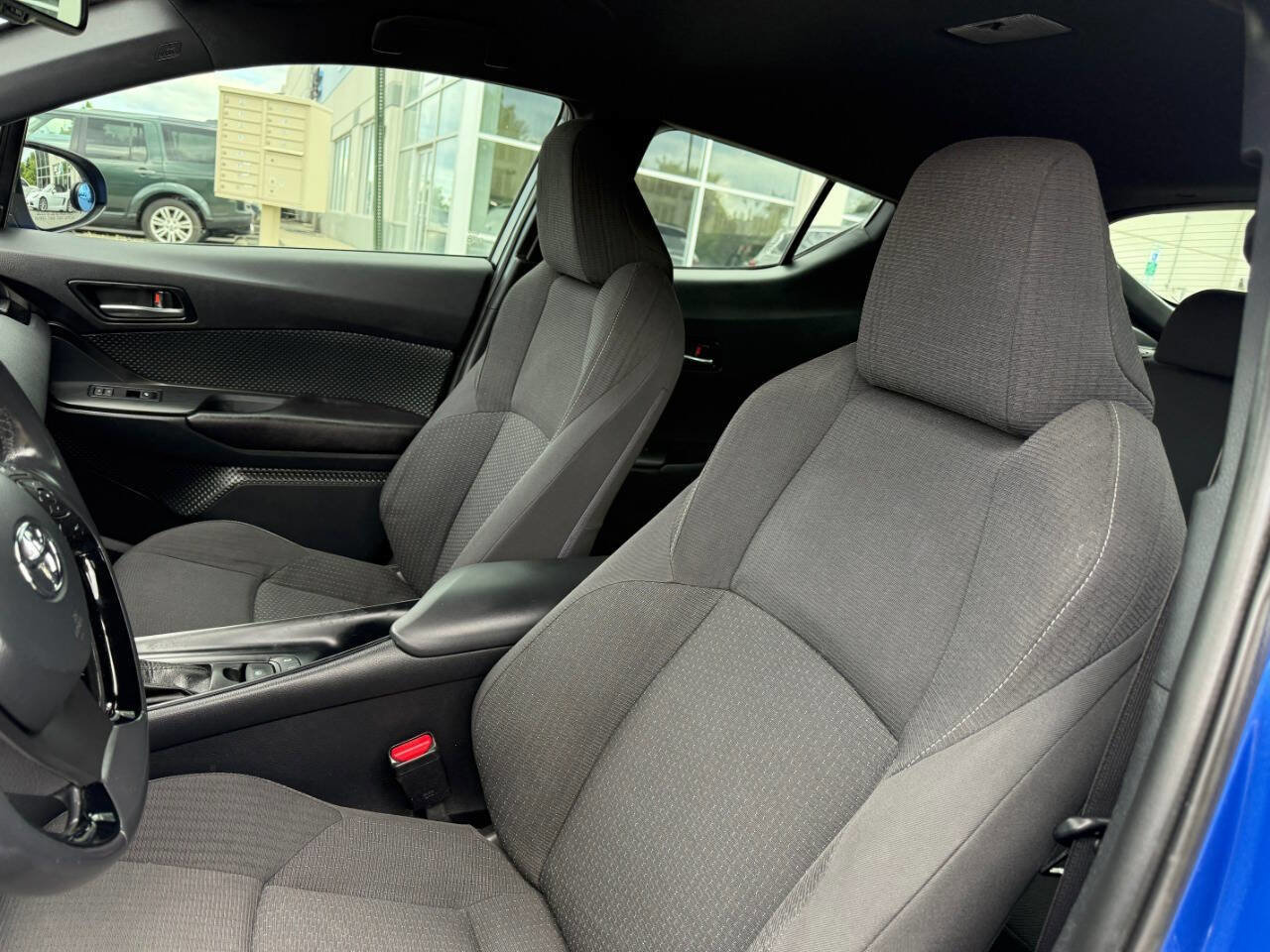 Used 2018 Toyota C-HR XLE image 14