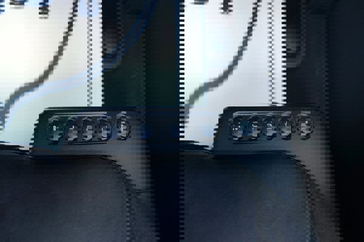 Used 2015 McLaren 650S Spider image 37