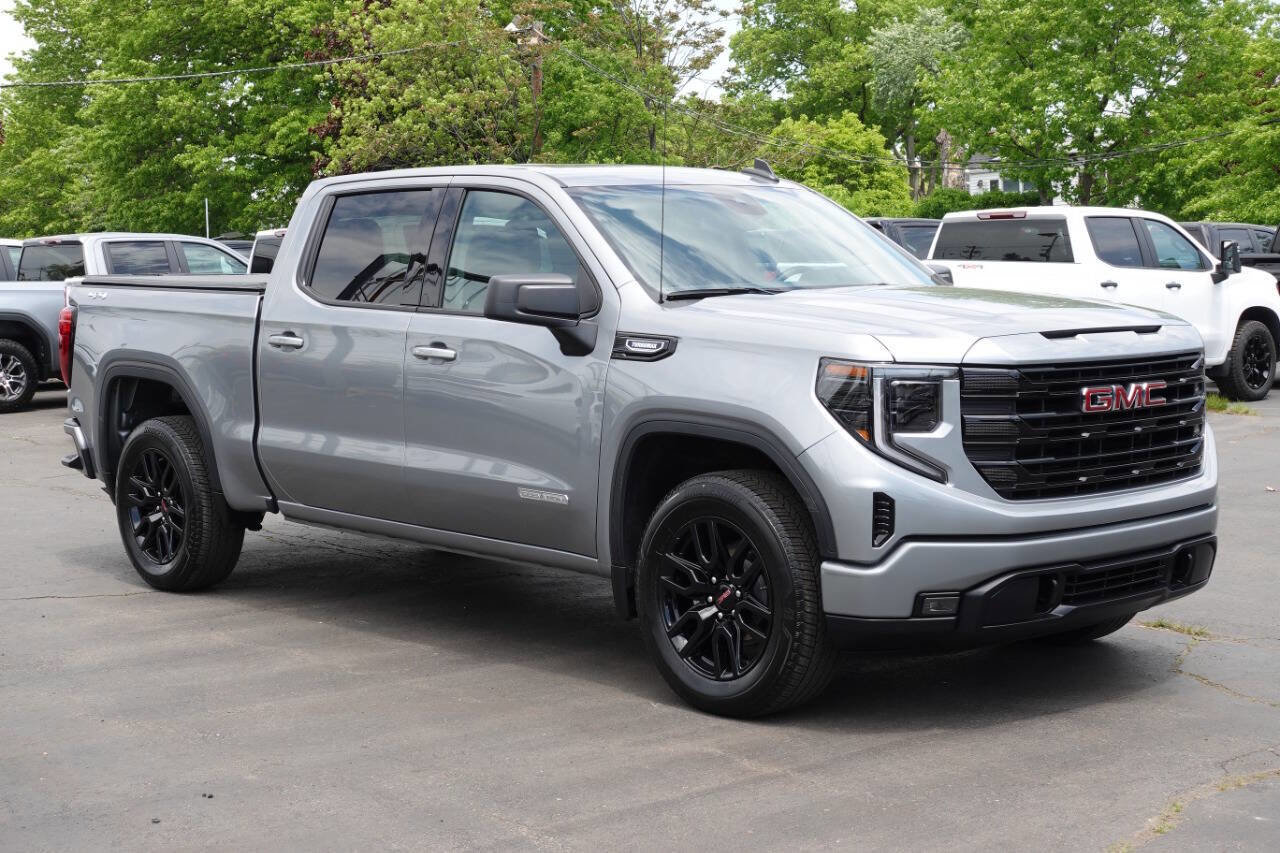 Used 2024 GMC Sierra 1500 Elevation AWD/4WD image 5
