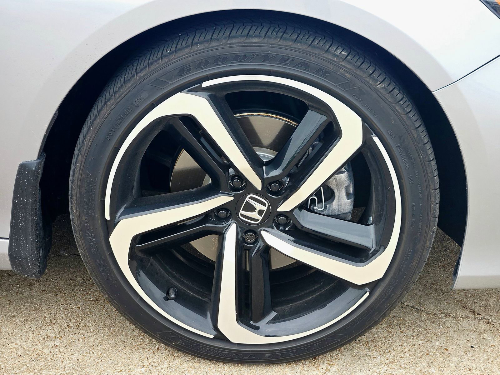 Used 2020 Honda Accord Sport image 7