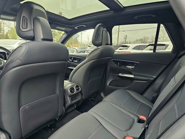 Used 2024 Mercedes-Benz GLC 300 4MATIC image 22