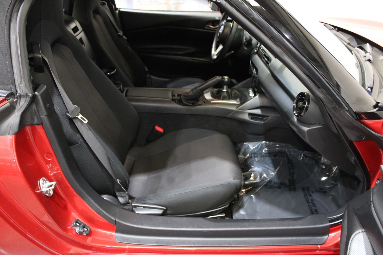 Used 2016 MAZDA MX-5 Miata Sport image 20