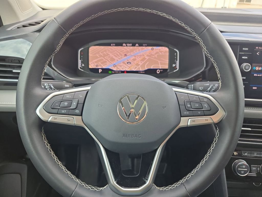 Used 2024 Volkswagen Taos SEL image 21