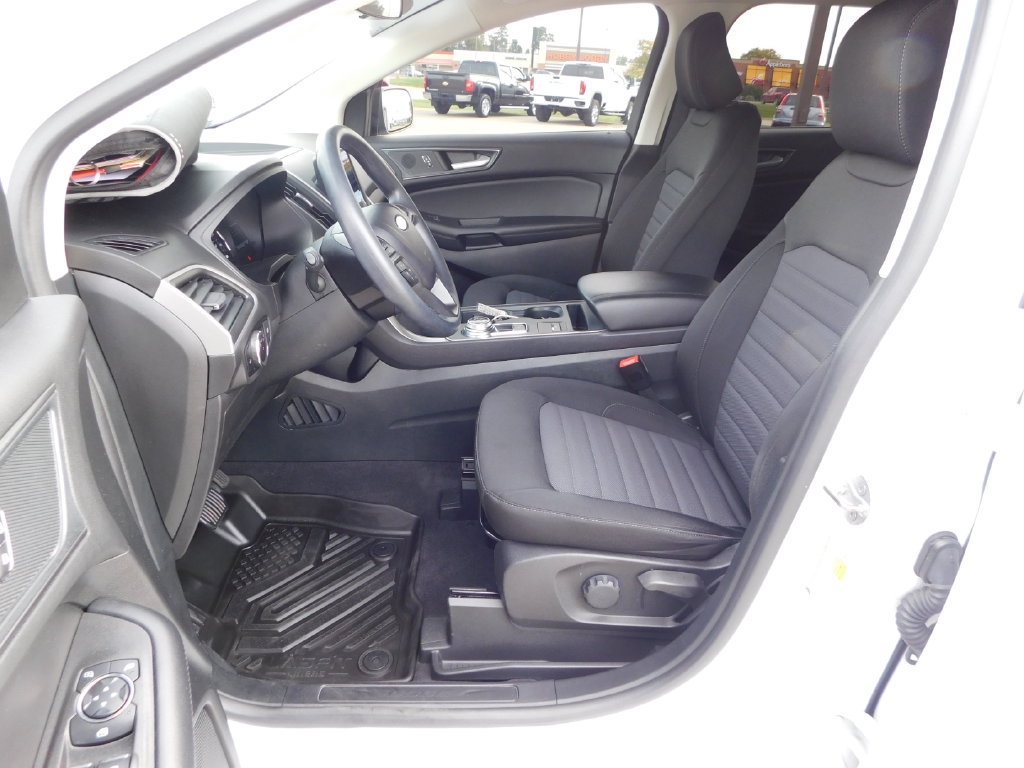 Used 2024 Ford Edge SE AWD/4WD image 12