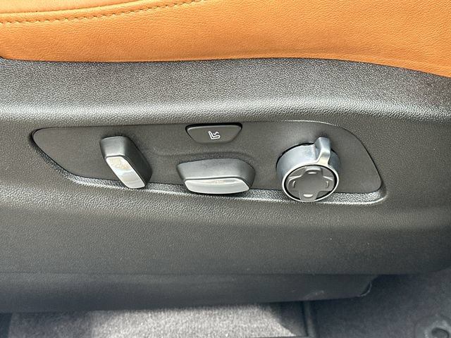 Used 2025 Cadillac XT4 Sport AWD/4WD image 18