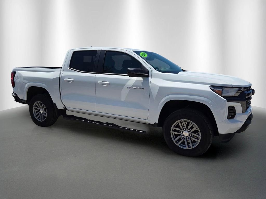 Certified 2024 Chevrolet Colorado LT w/ LT Convenience Package image 2