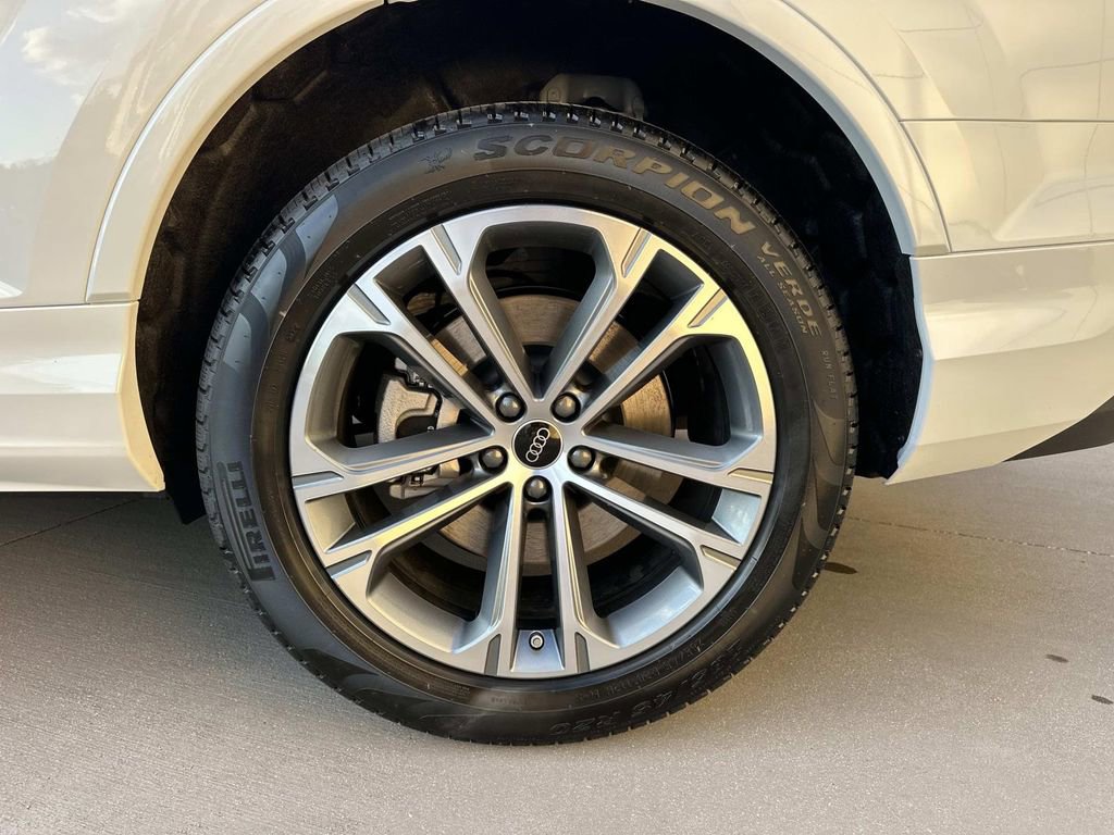 New 2026 Audi Q7 2.0T Premium image 10
