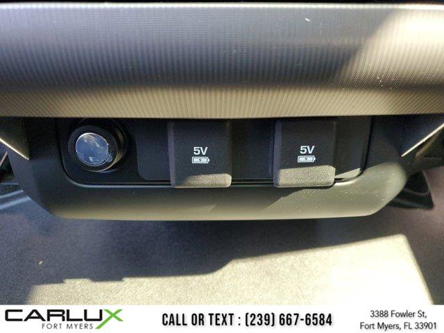 Used 2020 Land Rover Range Rover Sport HSE image 18