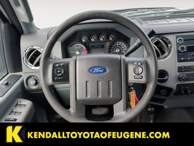 Used 2016 Ford F250 XLT w/ XLT Interior Package AWD/4WD image 12