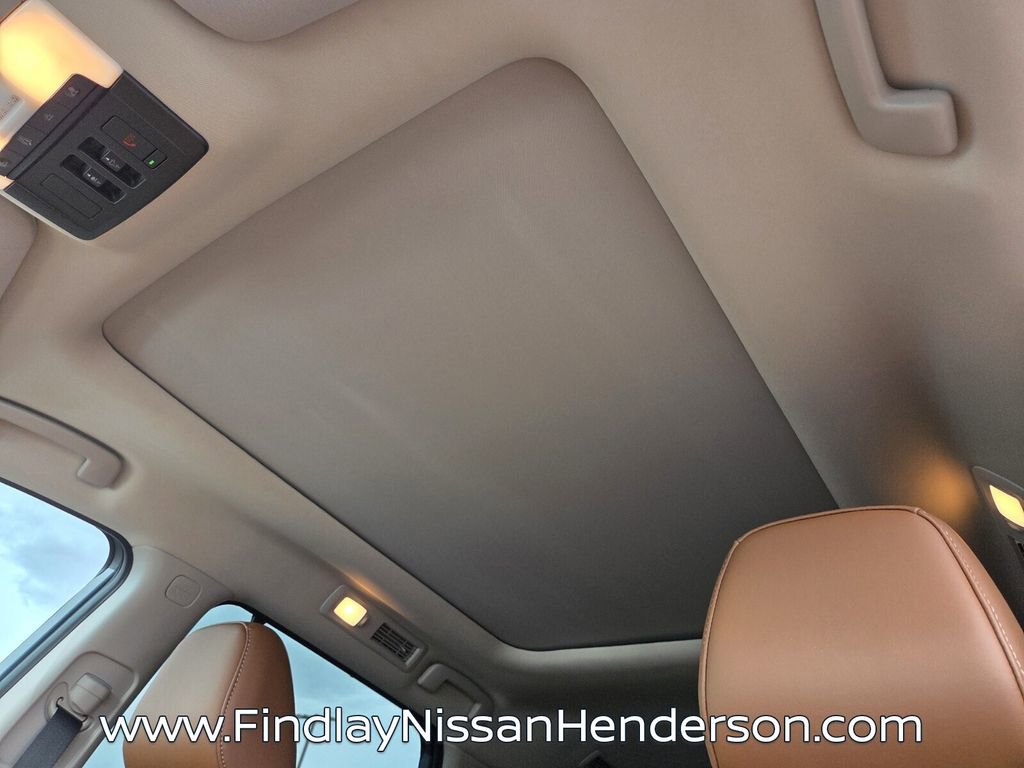 New 2026 Nissan Pathfinder Platinum image 7