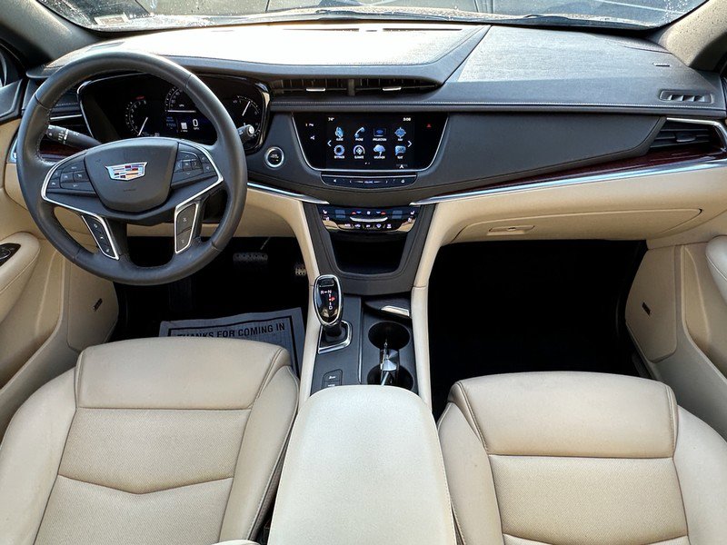 Used 2018 Cadillac XT5 Premium Luxury w/ Driver Assist Package image 13