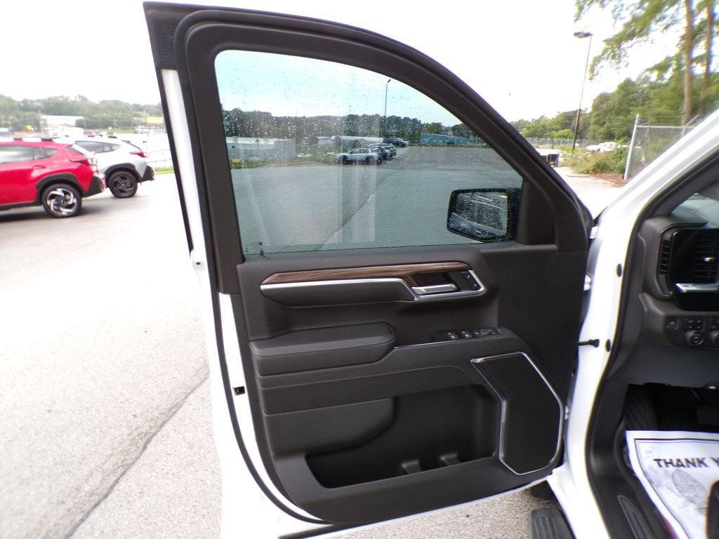 Used 2023 Chevrolet Silverado 1500 RST AWD/4WD image 23