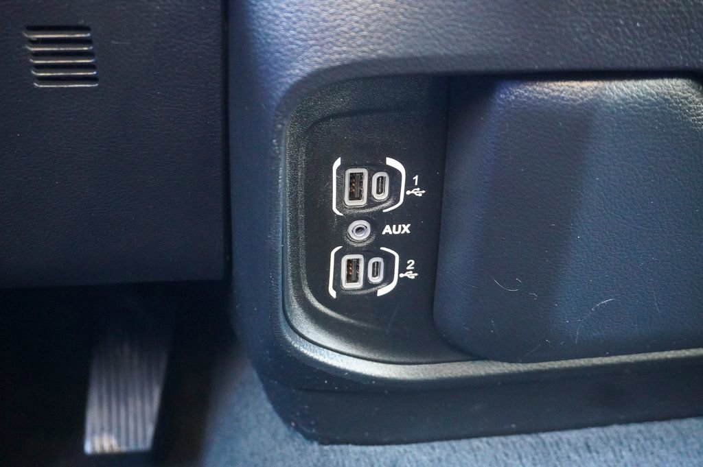 Used 2023 RAM 1500 Laramie image 22