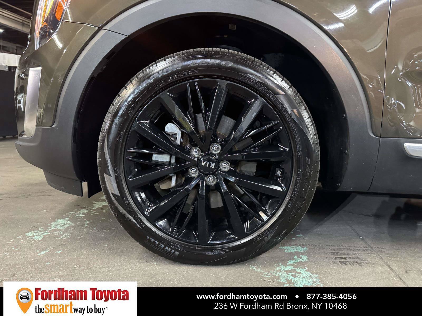 Used 2020 Kia Telluride SX w/ SX Prestige Package AWD/4WD image 8