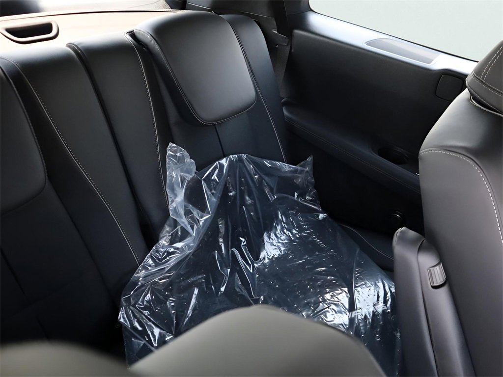 New 2026 Mercedes-Benz GLS 580 4MATIC image 16
