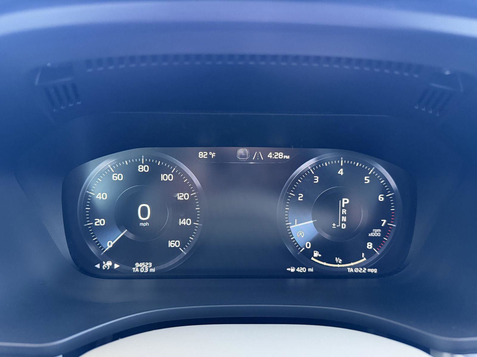 Used 2018 Volvo XC60 T6 Inscription w/ Luxury Seat Package image 46